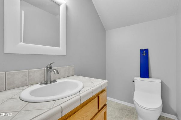 Bathroom, Interior, Tile Countertops