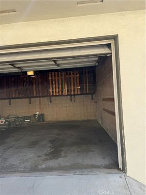 Garage, Interior, Stone Walls