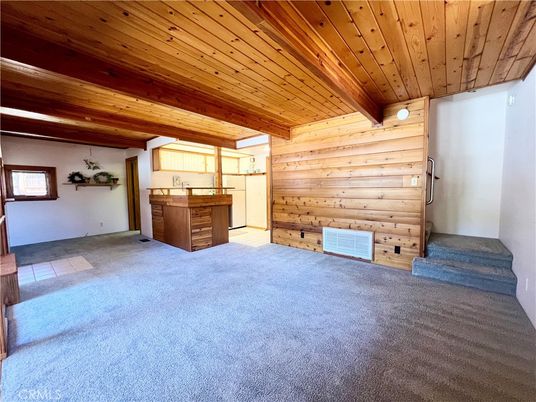 Empty room, Interior, Wooden Beams, Wooden Ceilings, Wooden Walls