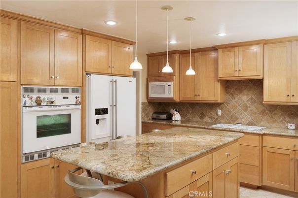 Interior, Kitchen, Pendant Lights, Recessed Lighting