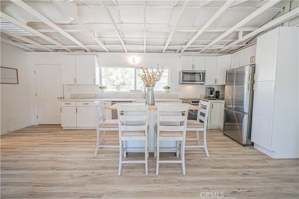 Dining room, Interior, Kitchen, Stainless Steel Appliances, Wood Texture Flooring