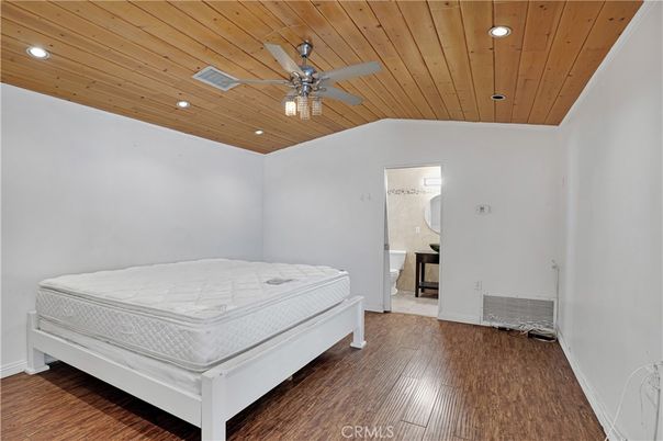 Bedroom, Interior, Recessed Lighting, Wooden Ceilings, Wood Texture Flooring