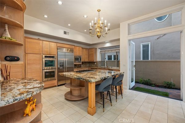 Chandelier, Interior, Kitchen, Recessed Lighting, Stainless Steel Appliances