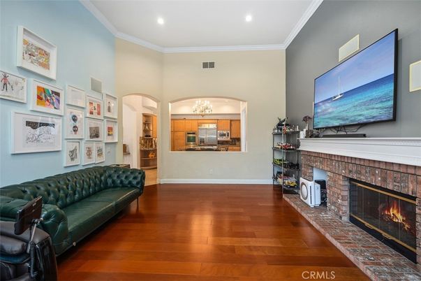 Chandelier, Fireplace, Interior, Recessed Lighting, Wood Texture Flooring