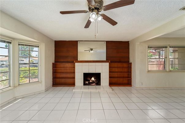 Empty room, Fireplace, Interior