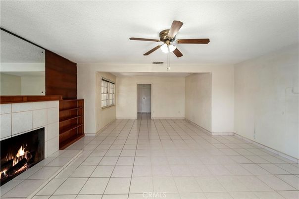 Empty room, Fireplace, Interior