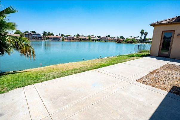 Exterior, Water