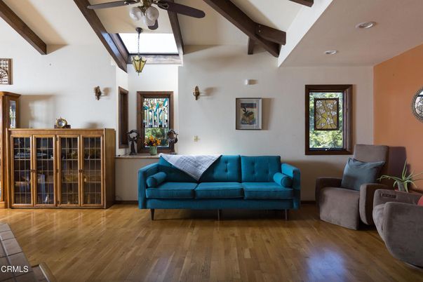 Interior, Living room, Recessed Lighting, Wooden Beams, Wood Texture Flooring