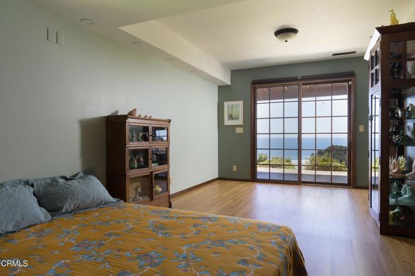 Bedroom, Interior, Recessed Lighting, Water, Wood Texture Flooring