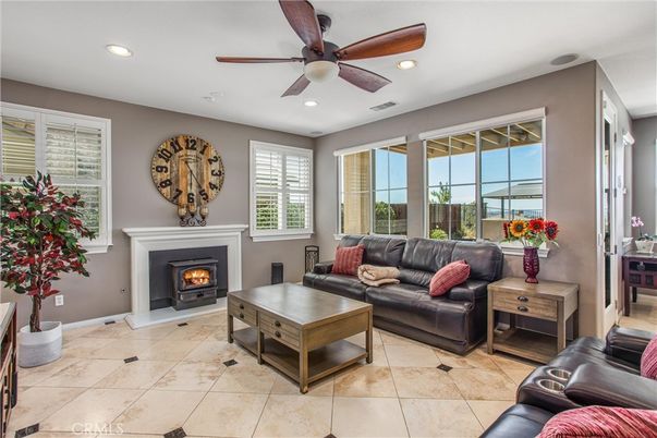 Fireplace, Interior, Living room, Recessed Lighting