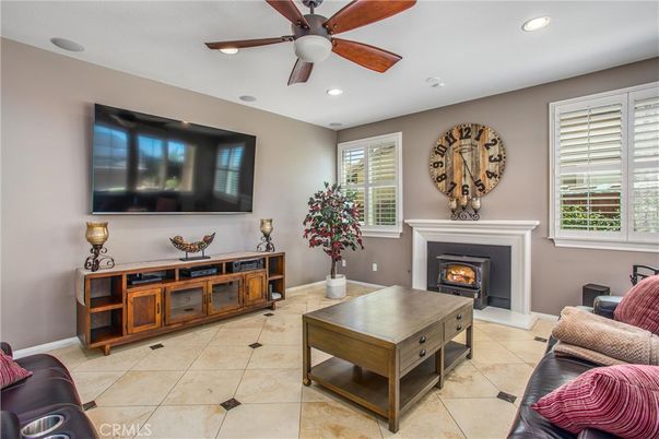 Fireplace, Interior, Recessed Lighting