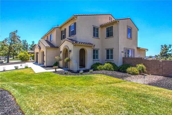 Backyard, Exterior, Facade, Mediterranean