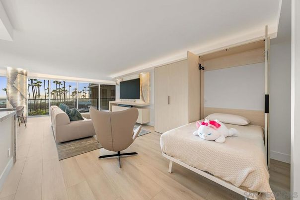Bedroom, Interior, Water, Wood Texture Flooring