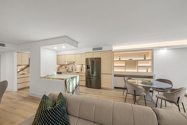 Dining room, Interior, Kitchen, Recessed Lighting, Wood Texture Flooring