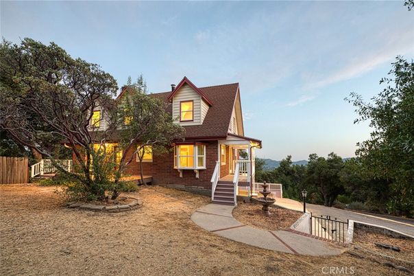 Backyard, Exterior, Facade, Brick Facade, Queen Anne Victorian
