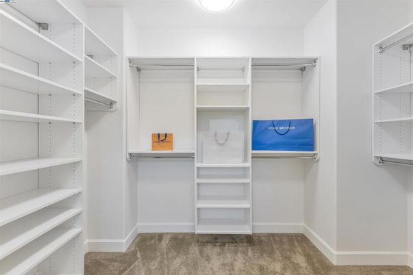 Interior, Walk-in Closets