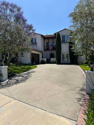 Attached, Exterior, Facade, Spanish Mediterranean