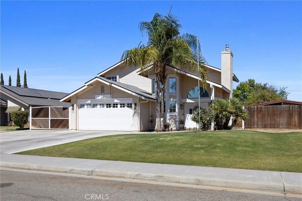 Attached, Exterior, Facade, Solar Panels, Ranch