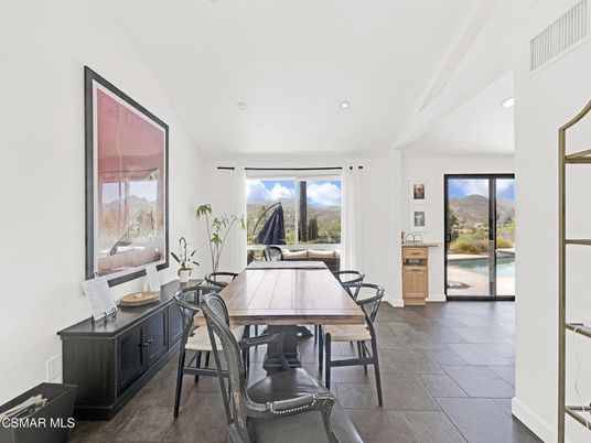 Dining room, Interior, Recessed Lighting