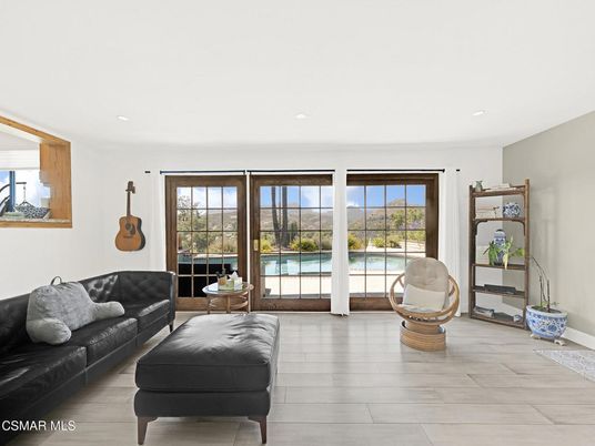 Interior, Living room, Recessed Lighting, Water