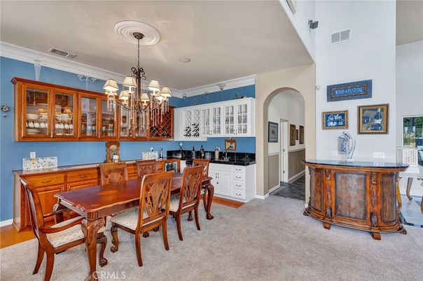 Chandelier, Dining room, Interior