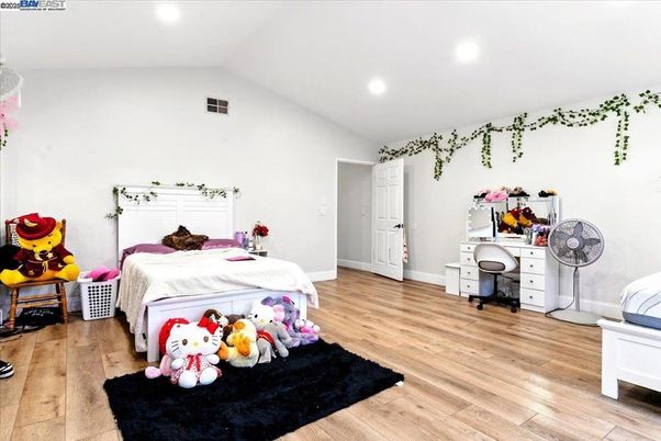 Bedroom, Home Office, Interior, Recessed Lighting, Wood Texture Flooring