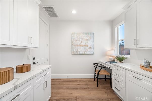 Home Office, Interior, Recessed Lighting, Wood Texture Flooring
