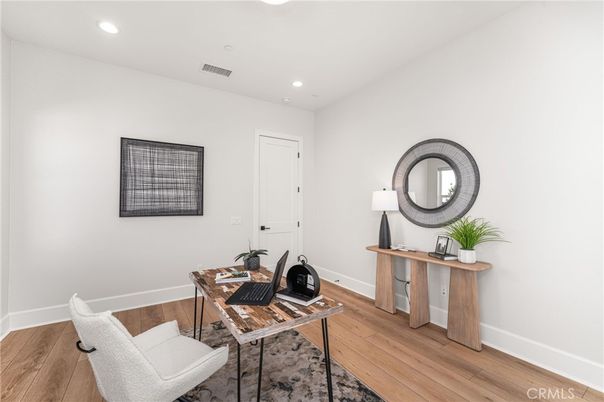 Home Office, Interior, Recessed Lighting, Wood Texture Flooring