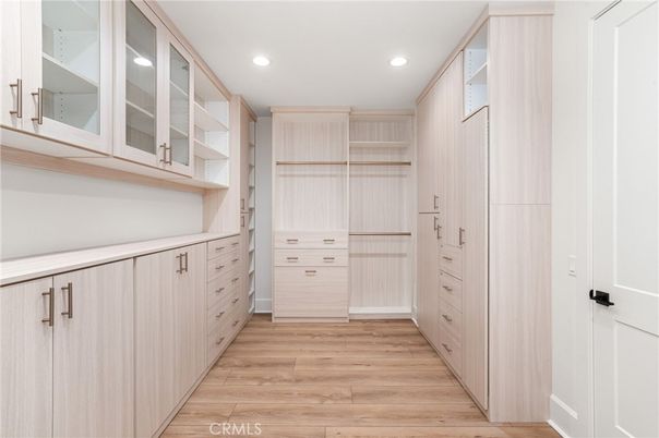 Interior, Recessed Lighting, Walk-in Closets, Wood Texture Flooring