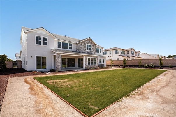 Backyard, Exterior, Facade, Farmhouse