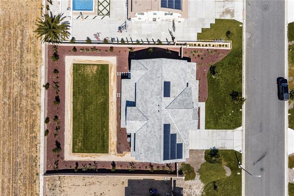 Exterior, Drone