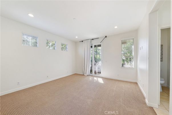 Bathroom, Empty room, Interior, Recessed Lighting