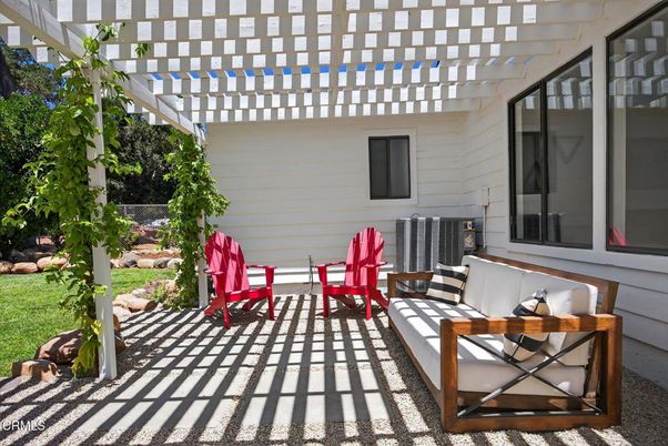 Exterior, Hot Tub