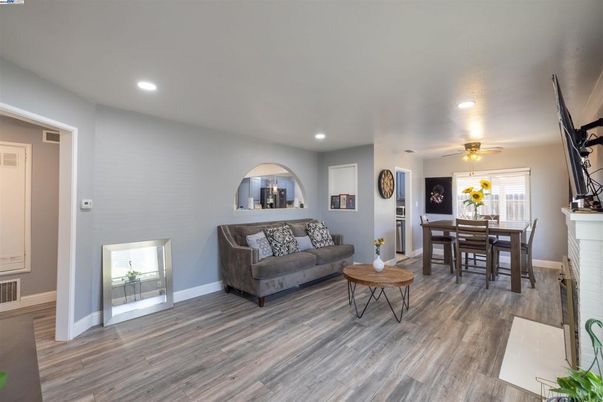 Dining room, Interior, Recessed Lighting, Wood Texture Flooring