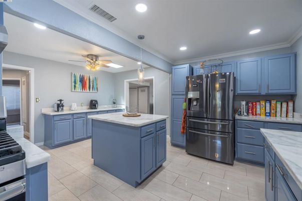 Interior, Kitchen, Pendant Lights, Recessed Lighting