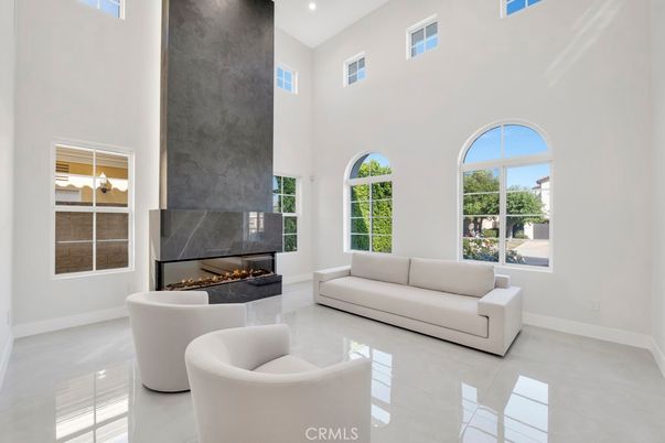 Fireplace, Interior, Living room, Recessed Lighting