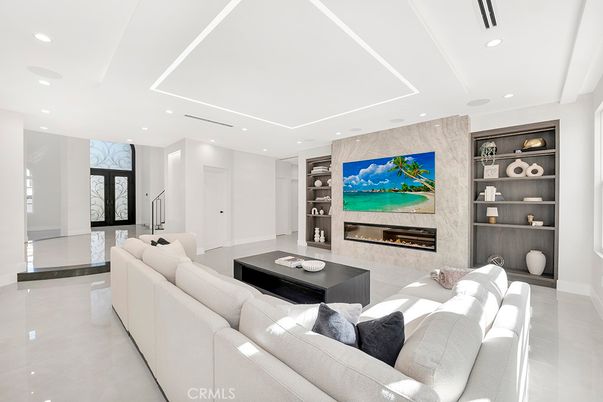 Fireplace, Interior, Living room, Marble Walls, Recessed Lighting