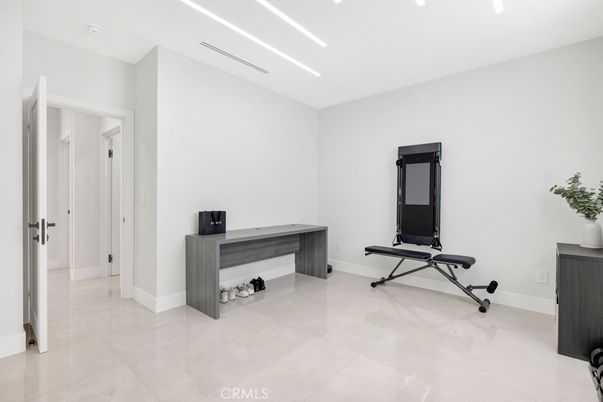 Fitness Equipment, Interior, Recessed Lighting