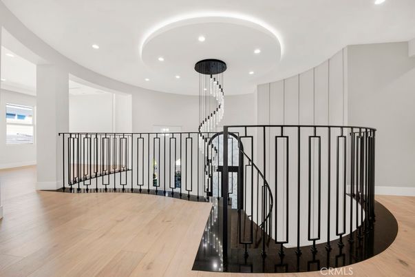 Interior, Pendant Lights, Recessed Lighting, Wood Texture Flooring