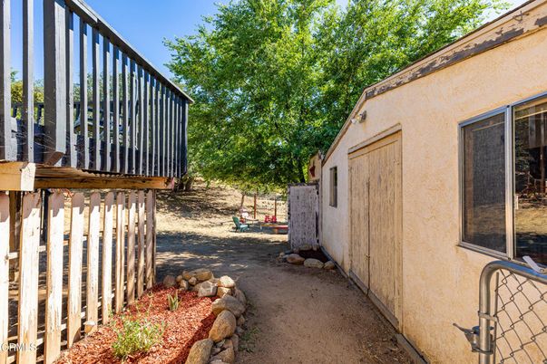 Backyard, Exterior