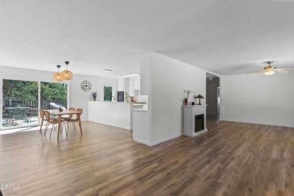 Dining room, Interior, Kitchen, Pendant Lights, Wood Texture Flooring