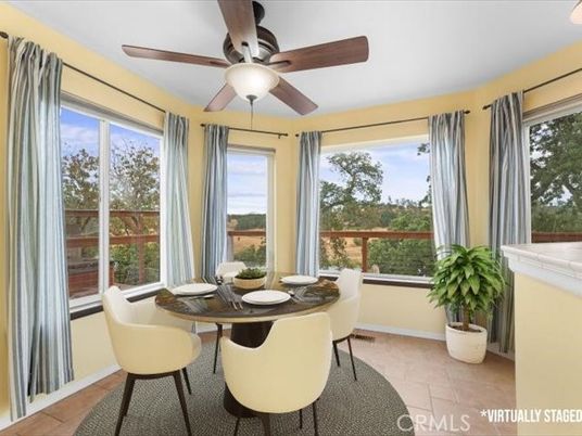 Dining room, Interior