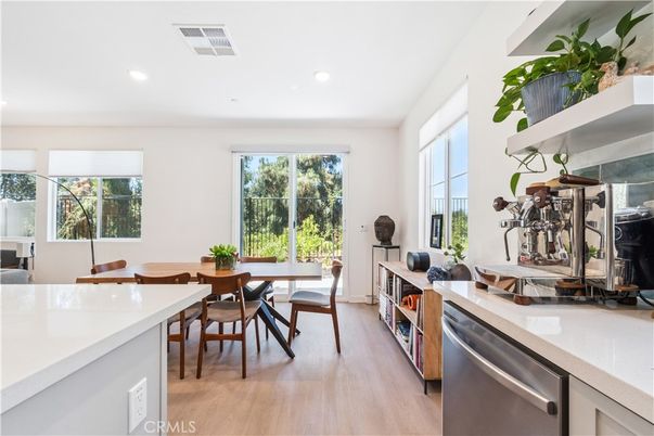 Dining room, Interior, Kitchen, Recessed Lighting, Wood Texture Flooring