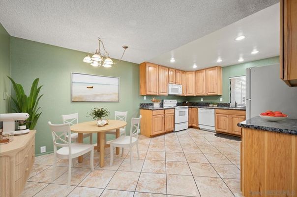 Dining room, Interior, Kitchen, Pendant Lights, Recessed Lighting