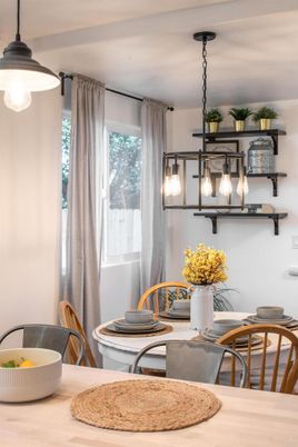 Dining room, Interior, Pendant Lights