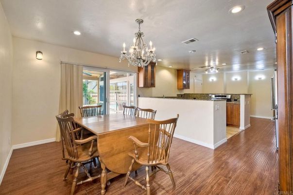 Chandelier, Dining room, Interior, Kitchen, Recessed Lighting, Wood Texture Flooring