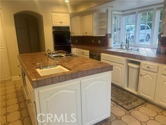 Interior, Kitchen, Recessed Lighting, Tile Countertops