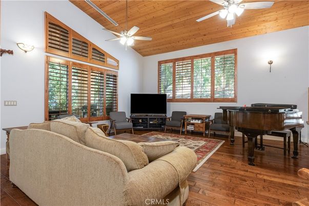 Interior, Living room, Piano, Wooden Ceilings, Wood Texture Flooring