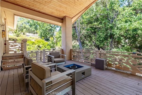 Exterior, Wood Texture Flooring