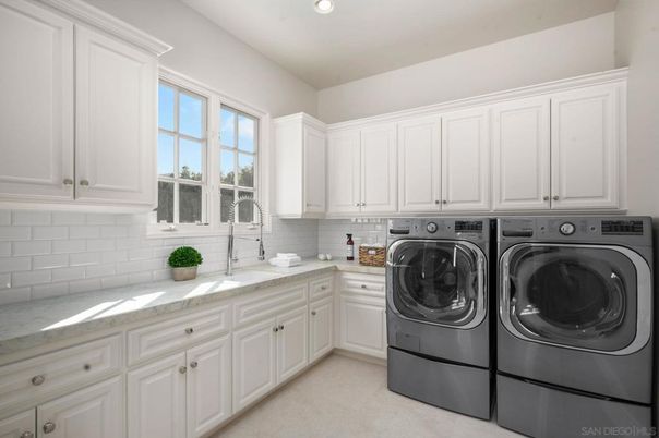 Interior, Recessed Lighting, Washer